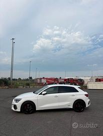 Audi a3 8y 2022 s line 2.0 Tdi 150cv