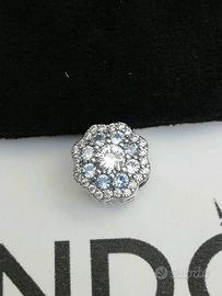 PANDORA Charm Fiore Blu Scintillante