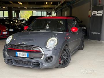 Mini JONH COOPER WORKS 231CV KMCERT UNICOPR EU6B