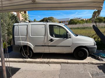 Fiat dobló