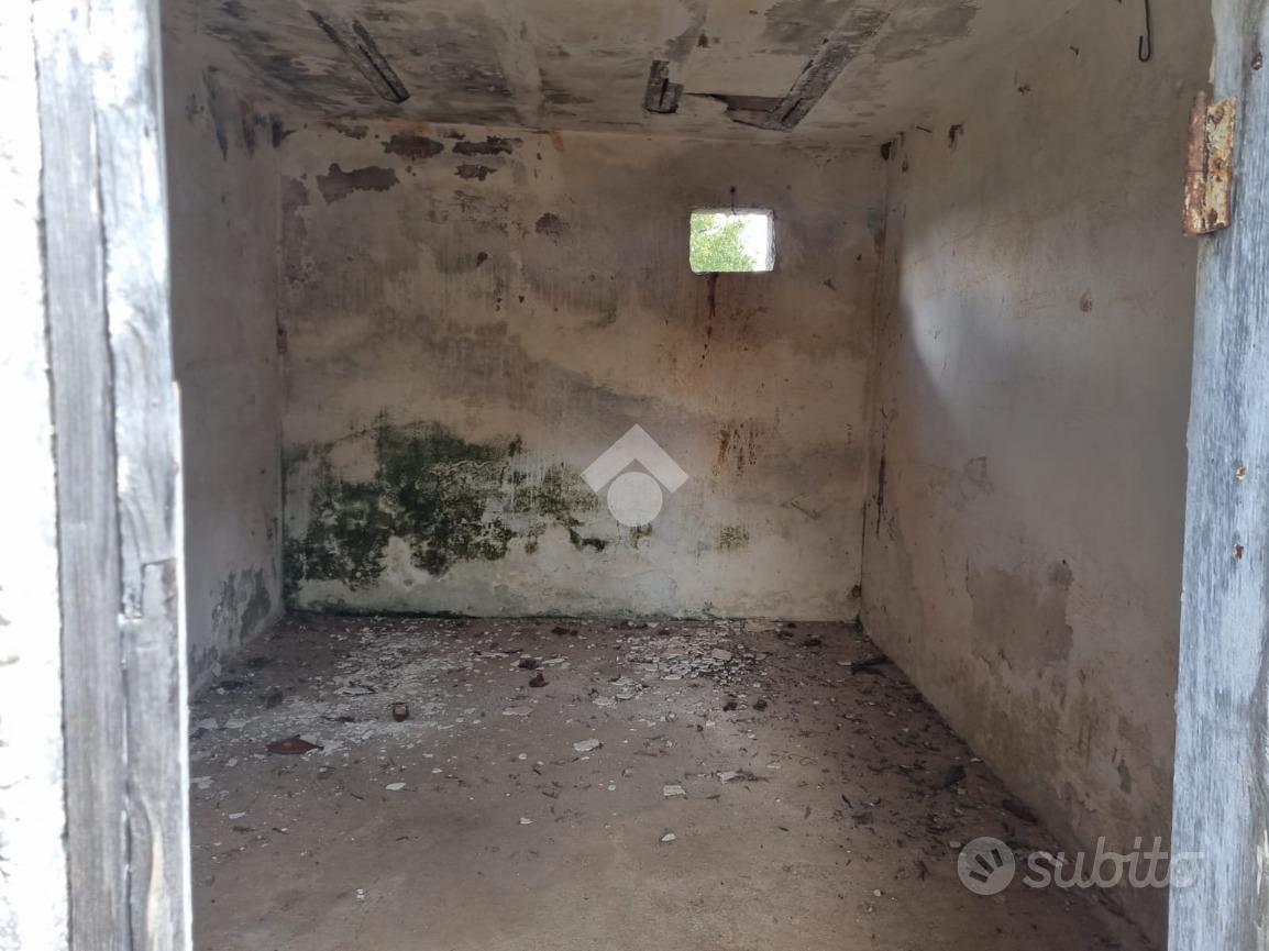 RUSTICO A FRANCAVILLA FONTANA - Vista 3