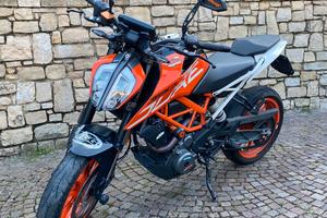 KTM DUKE 390 - 2017