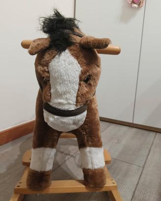 Cavallo a dondolo