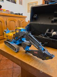 Escavatore Volvo RC 1/16 idraulico 