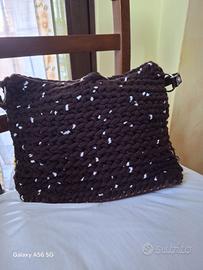 Borsa fatta a mano marrone maculata