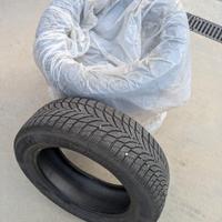 Gomme Invernali 215/60/17