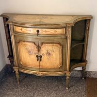 Mobiletto anticamera