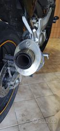 Arrow terminale di scarico in Honda CBR 600 F
