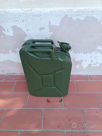 Tanica militare tedesca 20 litri Sandrik