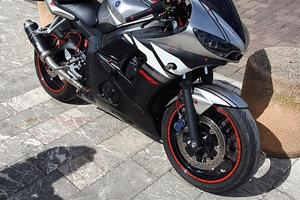 Yamaha r6
