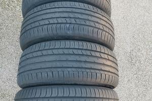 N.4 gomme seminuove  MOMO 225/55/16