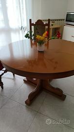 Tavolo per cucina da legno rotondo