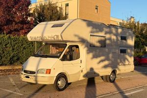 Ford transit 2.5 Turbo diesel Rimor 678