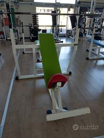 Panca inclinata Technogym