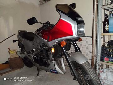 Honda VF1000F