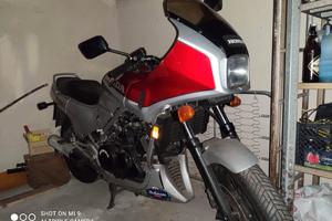 Honda VF1000F