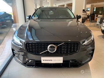 Volvo V60 B4 (d) automatico Plus Dark