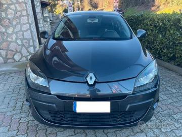 RENAULT MEGANE 5P 1.6 110CV LIMITED