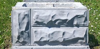 n°7 Blocchi in Cemento Bugnato cm40x20x20h