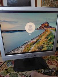 Monitor (con altoparlanti) - "CHIMEI CMV A702"