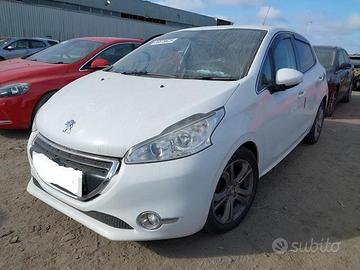 RICAMBI USATI AUTO PEUGEOT 208 Serie - EB2 (HMZ) B