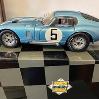 DAYTONA COBRA COUPE' EXOTO 1:18  con driver