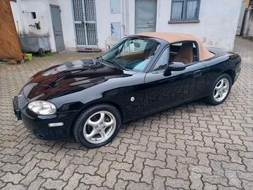 Mazda MX-5 1.6i 16V cat