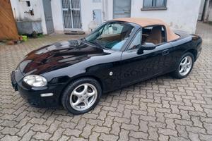 Mazda MX-5 1.6i 16V cat