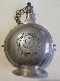 antica fiaschetta in peltro