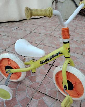 Bicicletta per bambini triciclo