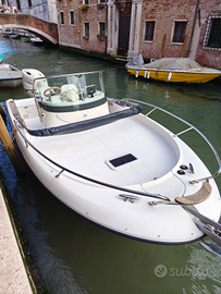 Sessa Key Largo 20 deck