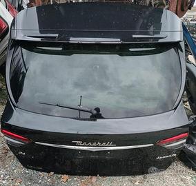MASERATI LEVANTE PORTELLONE POST 17