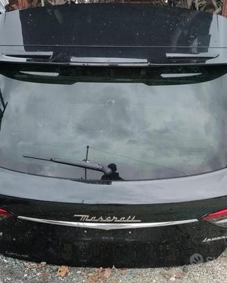 MASERATI LEVANTE PORTELLONE POST 17