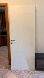 Porta per interni massiccia bianca