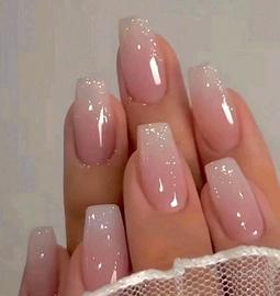 unghie finte nuove con adesivo,colla e lima 