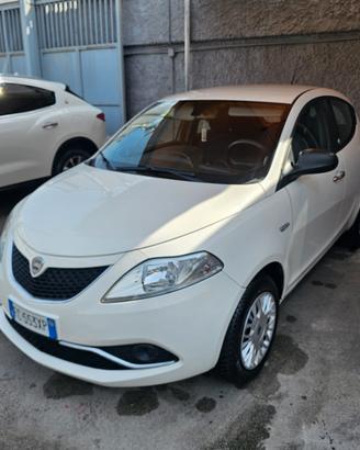 Lancia Ypsilon 0.9 Metano 2016