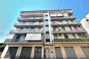 4 LOCALI A CORIGLIANO-ROSSANO