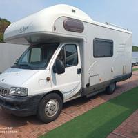 Hymer C 524 mansardato