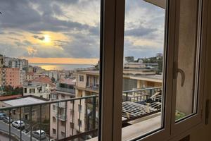 Appartamento di 102 m² con 5 locali e box auto a S