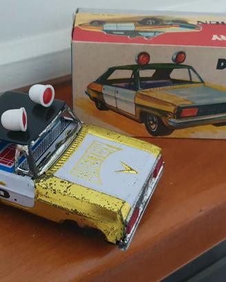Auto MF 218 Scala 1:24 Directory Car