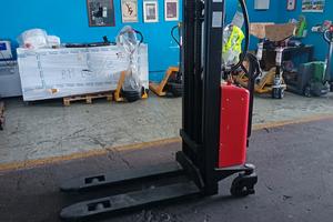 sollevatore semielettrico a timone anno 2023