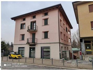 Immobile in asta di 154 m² con 3 locali e box auto