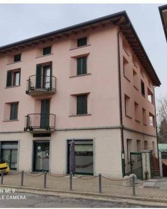 Immobile in asta di 154 m² con 3 locali e box auto