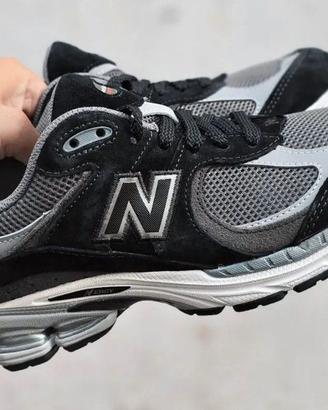 scarpe New Balance 2002R NUOVE 42.5