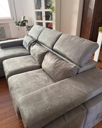 Divano con chaise longue