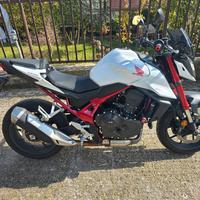 honda cb 750 Hornet depotenziata 