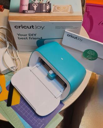 CRICUT JOY