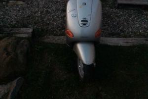 Vespa ET2 50