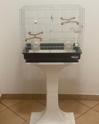 Gabbia uccelli con piedistallo