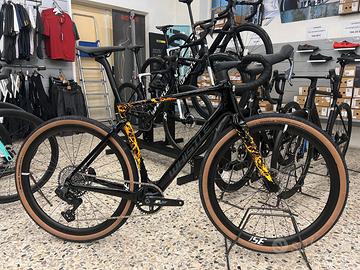 NUOVA GRAVEL WHISTLE KIOWA XPLR SRAM AXS 13X1